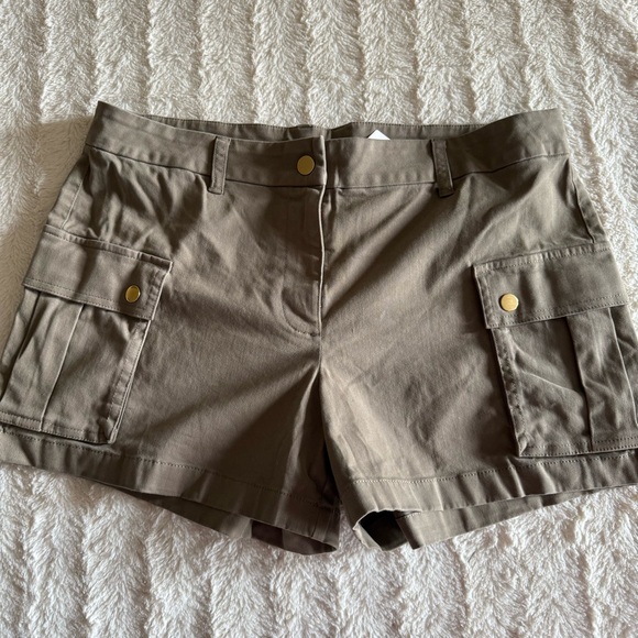 J. Crew Cargo Shorts - Picture 6 of 7